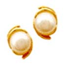 Jewelry Gift with 22-K-Gold-Earring in Pearl to Chennai Delivery
